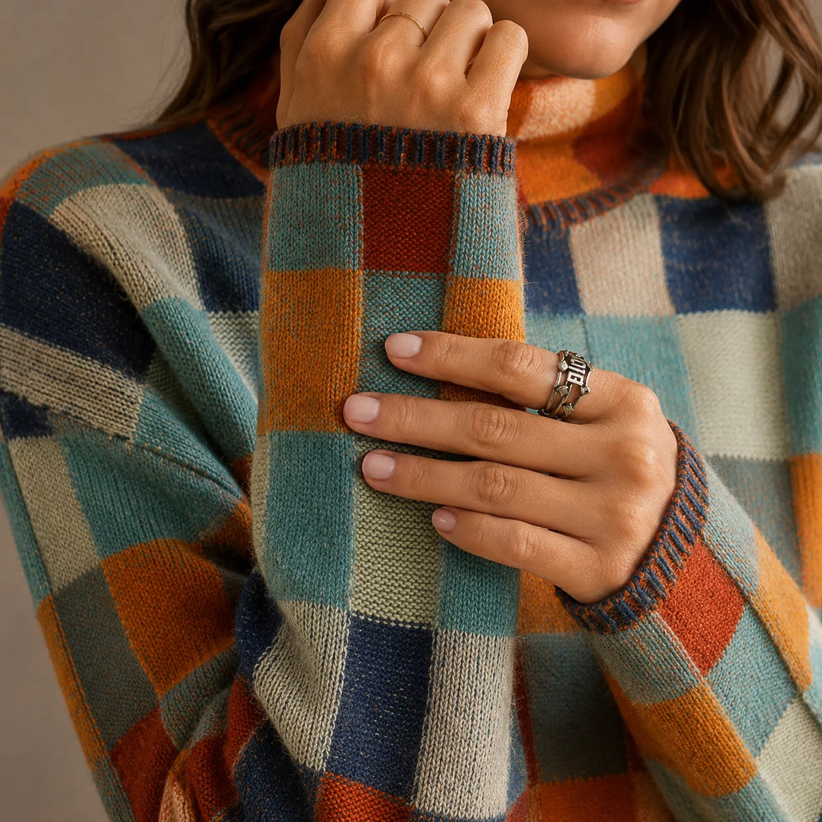 Women's Oversized Checkered Knit Turtleneck Sweater