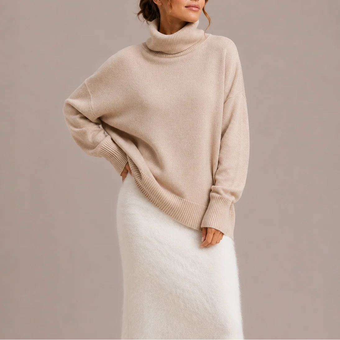 Women's Oversized Knit Turtleneck Sweater with Ribbed Cuffs