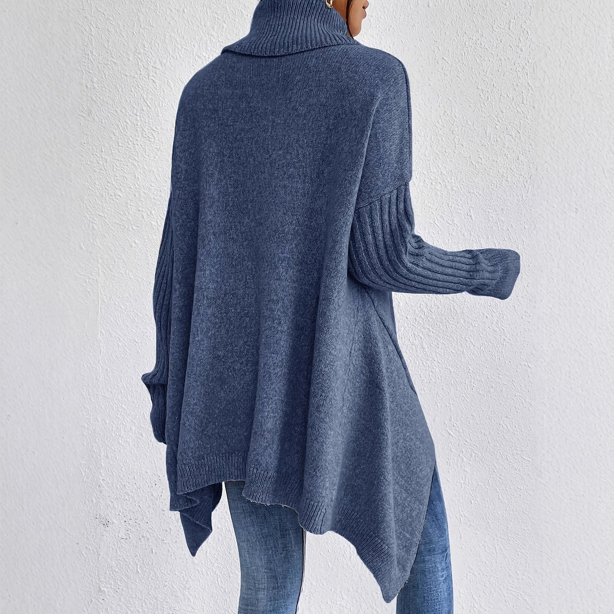 Women's Oversized Cashmere Turtleneck Sweater